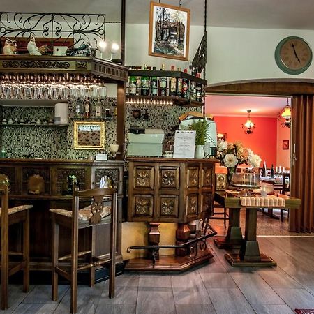 Roveredo 泽恩德拉利石窟宾馆酒店 外观 照片