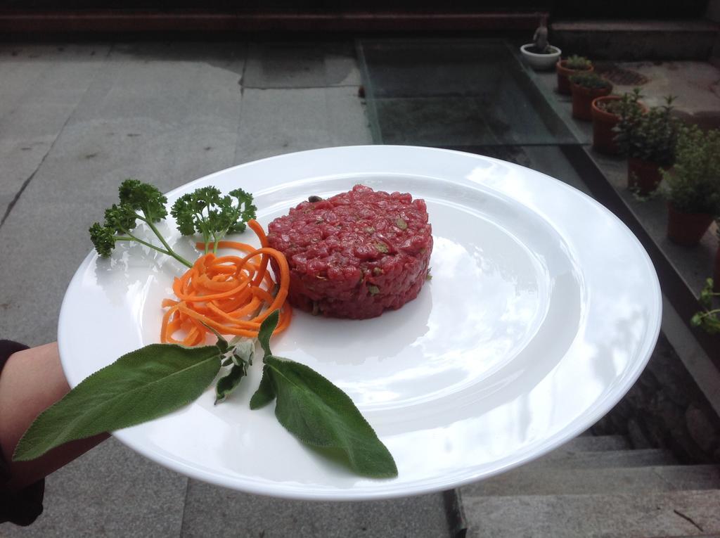 Roveredo 泽恩德拉利石窟宾馆酒店 外观 照片